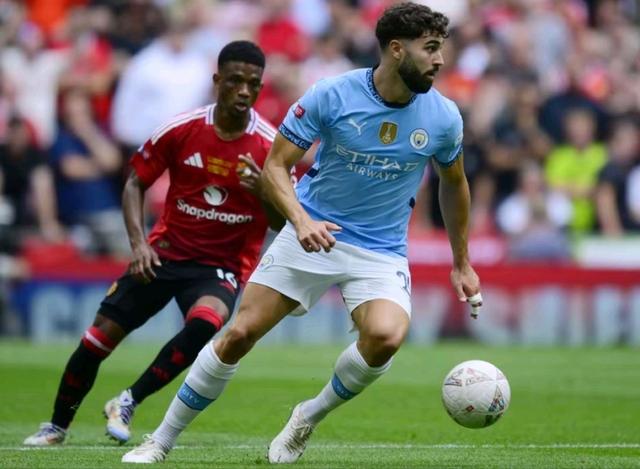 九游APP-里程碑夜曼城队长鼓劲，社区盾国际比赛日刷纪录，气氛紧张，球探报告显示潜力的简单介绍